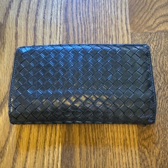 Bottega Veneta Intrecciato Woven Leather Wallet Black Fold Long EUC AUTHENTIC - Picture 3 of 15